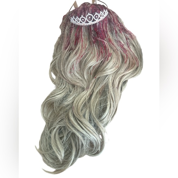 Carrie Costume (includes dress, wig, crown) - Picture 2 of 5